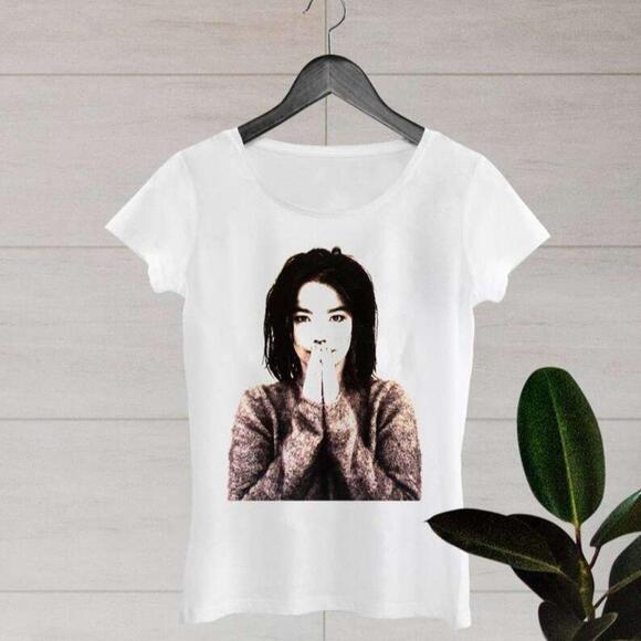 Brooke
B Other - Bjork Retro Music Graphics Fan Unisex Tee T-Shirt